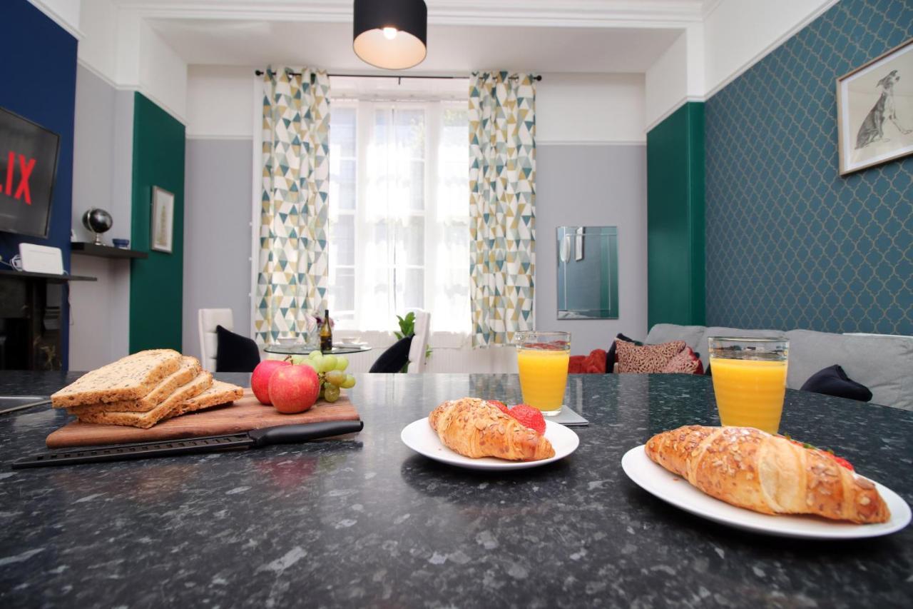 Sleek And Stylish 2 Bed In Clifton - Garden Apartment Bristol Exterior photo