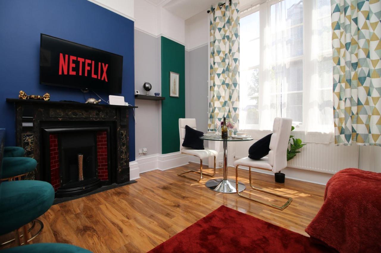 Sleek And Stylish 2 Bed In Clifton - Garden Apartment Bristol Exterior photo